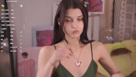 Mia online show from February 2026 08:07:02 AM