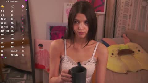 Mia online show from February 2026 08:01:02 AM