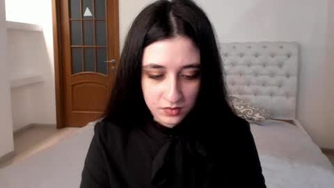 Kate online show from December 2024 12:15:01 PM