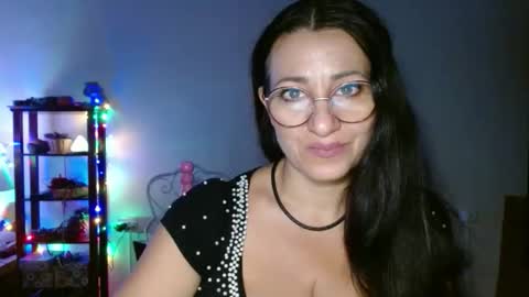 GinaONeon online show from October 2025 08:42:01 PM