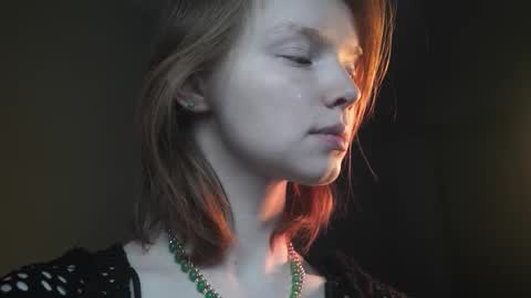        im expecting 350 thumbs up on my altar   online show from November 2025 10:10:01 PM