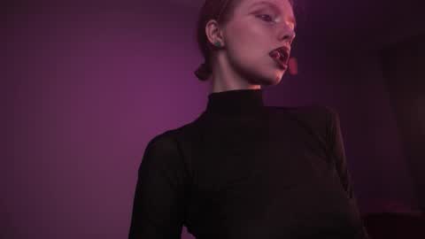 Snapshot of ginger_hugs chatting on January 2026 10:02:02 PM im expecting 350 thumbs up on my altar online show from January 2026 10:02:02 PM