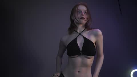 Snapshot of ginger_hugs chatting on February 2026 10:14:01 PM im expecting 350 thumbs up on my altar online show from February 2026 10:14:01 PM