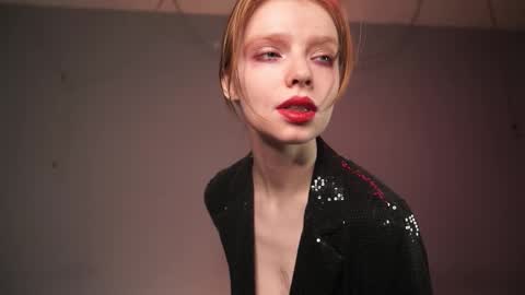 Snapshot of ginger_hugs chatting on February 2026 10:28:02 PM im expecting 350 thumbs up on my altar online show from February 2026 10:28:02 PM