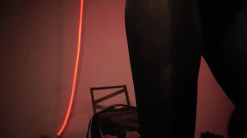 Snapshot of ginger_hugs chatting on February 2026 10:19:02 PM im expecting 350 thumbs up on my altar online show from February 2026 10:19:02 PM