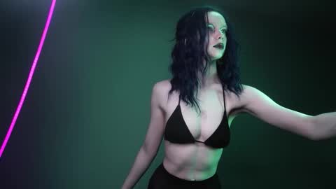 Snapshot of ginger_hugs chatting on March 2026 10:15:02 PM im expecting 350 thumbs up on my altar online show from March 2026 10:15:02 PM