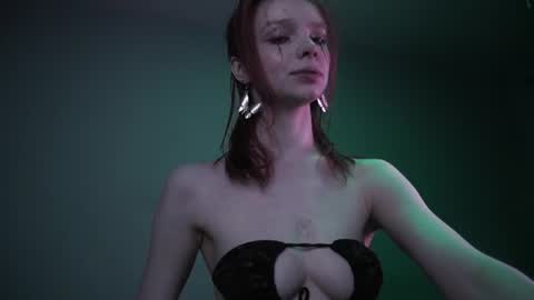 Snapshot of ginger_hugs chatting on July 2026 10:20:01 PM im expecting 350 thumbs up on my altar online show from July 2026 10:20:01 PM
