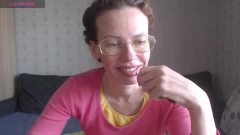 Snapshot of gingermak chatting on December 2024 10:40:02 AM Michelle online show from December 2024 10:40:02 AM