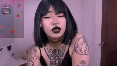 ginmeowuwu online show from November 2025 03:58:02 PM