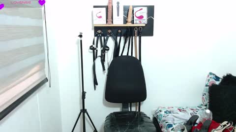 Ginna online show from January 2025 09:00:01 PM