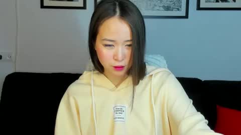 Ginny online show from February 2025 06:01:01 PM