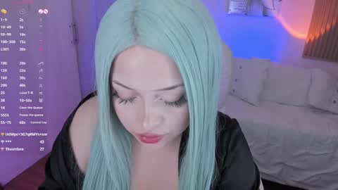 Kendall online show from February 2025 10:20:02 PM