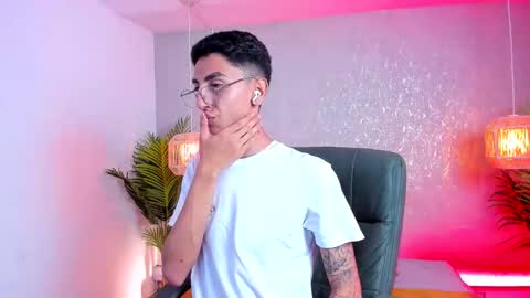 Snapshot of gio_carangi chatting on February 2026 03:16:02 AM Gio Carangi online show from February 2026 03:16:02 AM