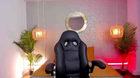 Snapshot of gio_carangi chatting on May 2026 03:12:01 AM Gio Carangi online show from May 2026 03:12:01 AM