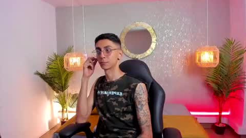 Snapshot of gio_carangi chatting on May 2026 02:50:02 AM Gio Carangi online show from May 2026 02:50:02 AM