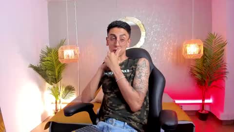 Snapshot of gio_carangi chatting on May 2026 02:29:01 AM Gio Carangi online show from May 2026 02:29:01 AM