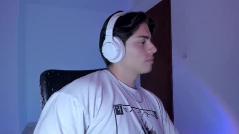 GioRusso online show from October 2025 09:35:01 PM