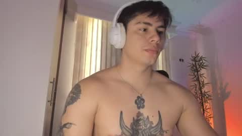 Snapshot of gio_russo chatting on July 2026 03:51:01 PM GioRusso online show from July 2026 03:51:01 PM