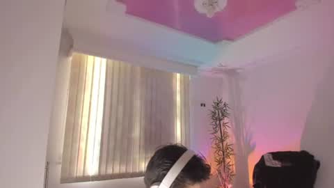 Snapshot of gio_russo chatting on July 2026 04:25:01 PM GioRusso online show from July 2026 04:25:01 PM