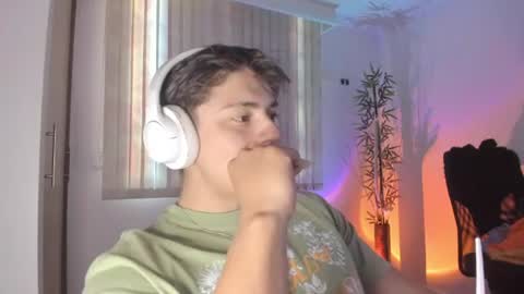 Snapshot of gio_russo chatting on August 2026 09:46:02 PM GioRusso online show from August 2026 09:46:02 PM
