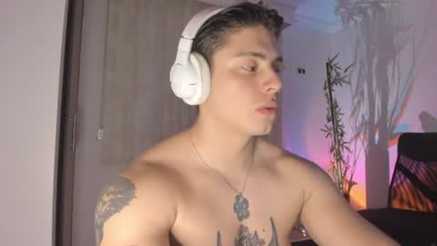 Snapshot of gio_russo chatting on August 2026 03:23:02 AM GioRusso online show from August 2026 03:23:02 AM