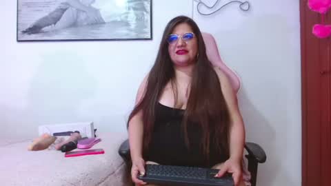 Snapshot of giorgina_montiere chatting on May 2026 11:43:01 PM giorgina_montiere online show from May 2026 11:43:01 PM