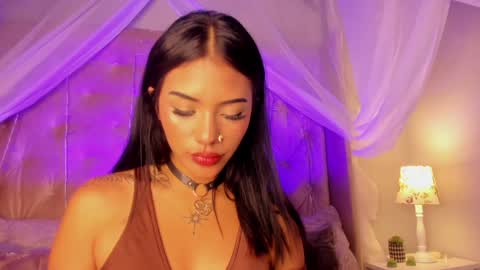 Giovanna  online show from January 2025 01:14:01 PM