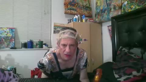 giovanni131971 online show from December 2025 10:47:01 PM