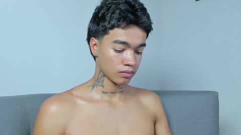 Snapshot of giraldo_giraldo chatting on January 2025 06:12:02 PM Giraldo online show from January 2025 06:12:02 PM