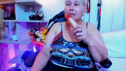 Girl Amada online show from February 2025 09:42:01 AM