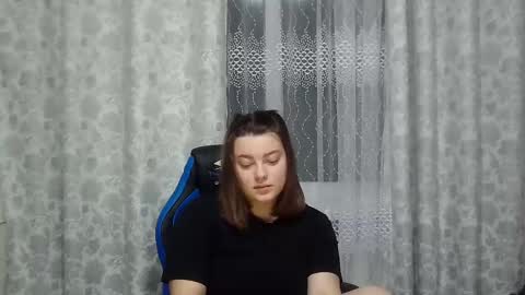 girl_leya online show from January 2025 10:10:01 PM