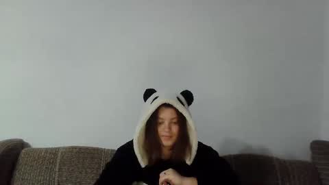 girl_leya online show from September 2025 07:51:02 PM