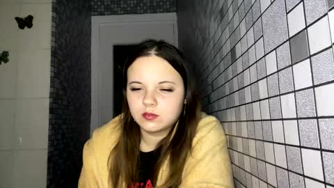 girl_shy07 online show from December 2025 08:14:02 PM