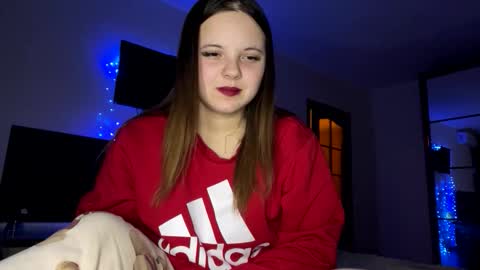 girl_shy07 online show from January 2026 06:35:01 PM