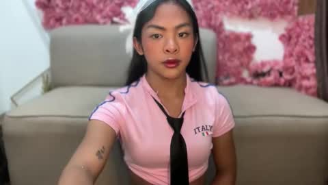 queen ronna online show from September 2025 04:12:01 PM