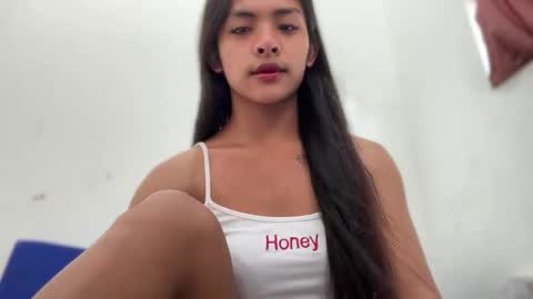 queen ronna online show from November 2025 06:57:01 AM