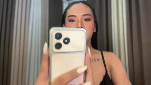 queen ronna online show from July 2026 09:38:01 AM