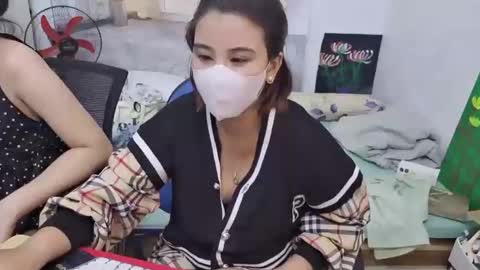 Snapshot of girlhanoi chatting on October 2025 07:27:01 AM girlhanoi online show from October 2025 07:27:01 AM