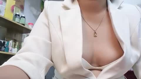 girlhanoi online show from December 2025 08:58:01 PM