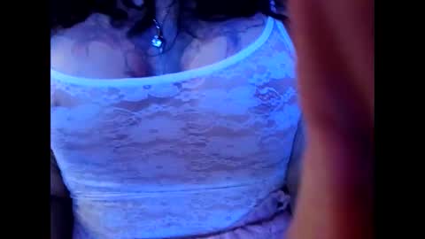 Snapshot of girls227445638252 chatting on February 2025 10:14:02 AM girls227445638252 online show from February 2025 10:14:02 AM