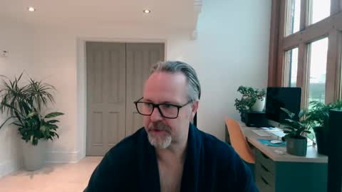 girlsandbikes online show from December 2024 09:08:02 AM