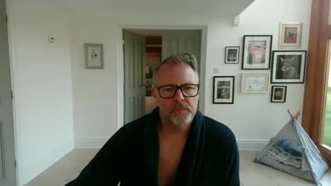 girlsandbikes online show from September 2025 08:52:02 AM