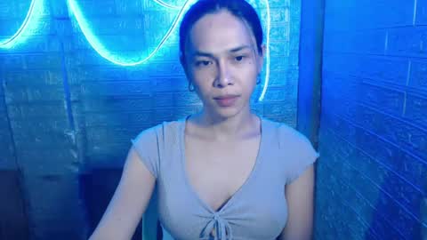 Snapshot of girlsweet_enise69xxx chatting on July 2026 04:40:01 AM Mynameisenise online show from July 2026 04:40:01 AM