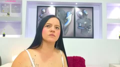 Snapshot of girsl_hot chatting on July 2026 12:55:01 PM Violeta y Samantha online show from July 2026 12:55:01 PM