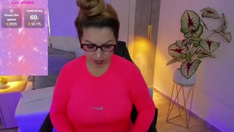 Snapshot of gisela27 chatting on May 2026 12:55:02 PM Gisella online show from May 2026 12:55:02 PM