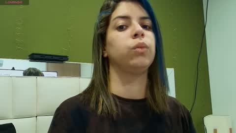 Gisell online show from September 2025 12:07:01 PM