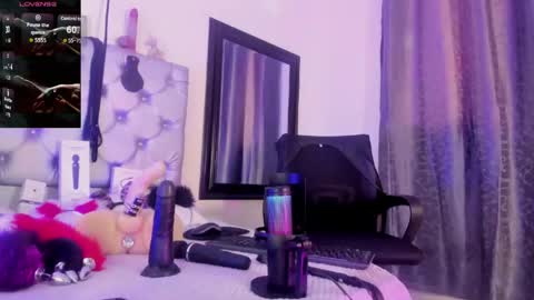 gisell taylor online show from June 2026 12:08:02 PM