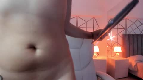 GISELLE ROLDAN online show from February 2025 06:11:01 PM