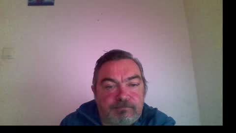 Snapshot of gismo1973 chatting on October 2025 09:24:02 AM German Little Dick online show from October 2025 09:24:02 AM
