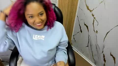 Snapshot of gisselle_hh chatting on May 2026 02:54:01 PM Gisselle online show from May 2026 02:54:01 PM